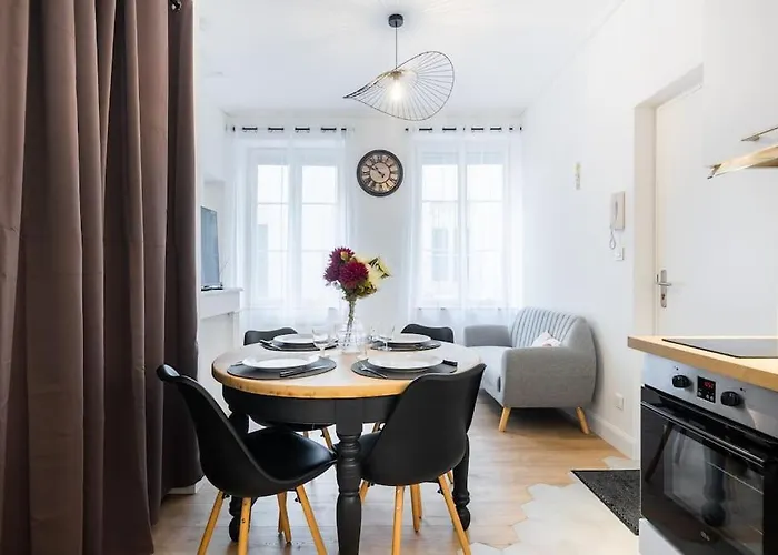 Апартаменты Le Cocon Des Soeurs Macarons *